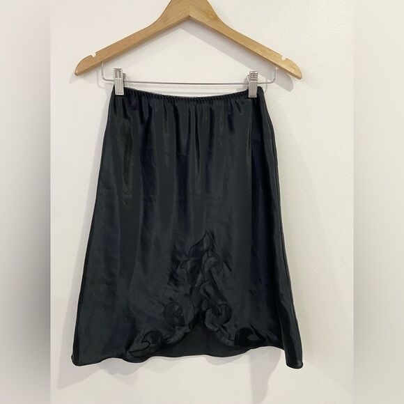 Cabernet Vintage Black Knee Length Slip Size Small - Picture 1 of 7